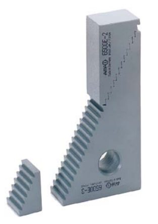 Straight adjustable notched wedge n°2016 131mm X 68mm steel